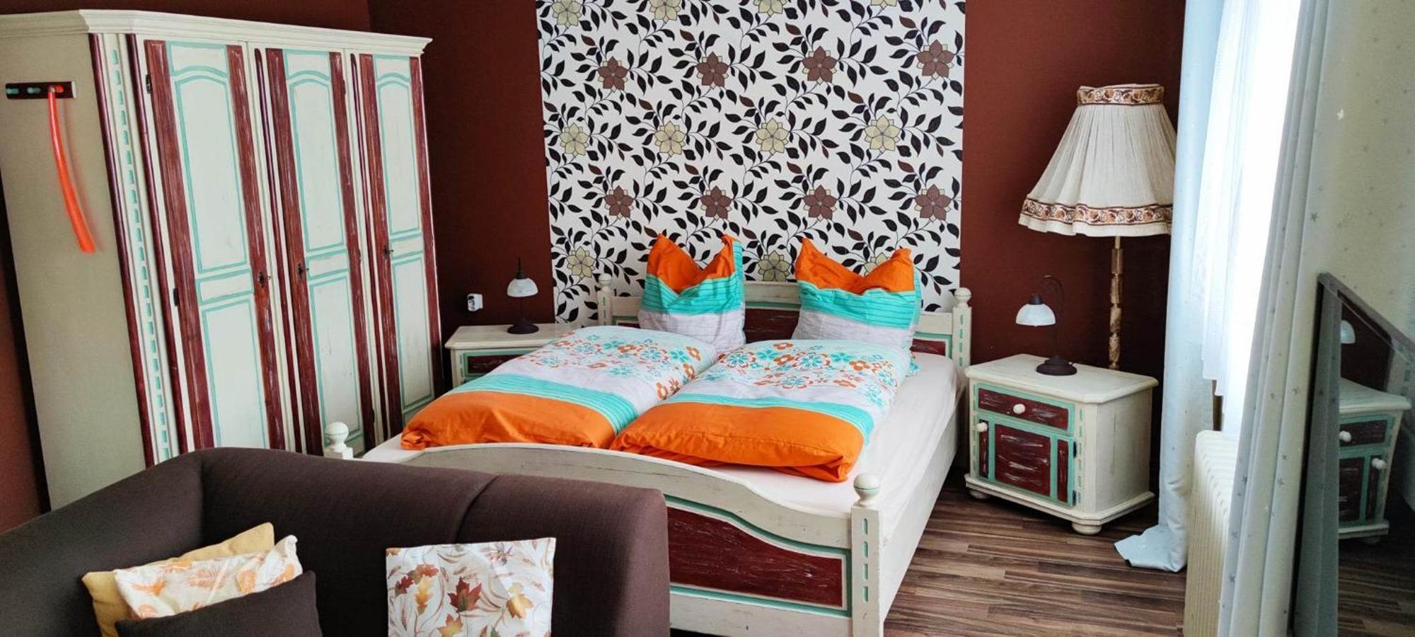 Hotel 4 Jahreszeiten Mit Restaurant ألبشتات المظهر الخارجي الصورة