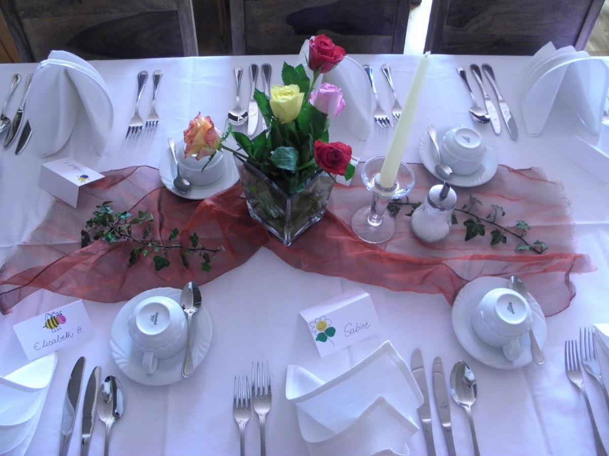 Hotel 4 Jahreszeiten Mit Restaurant ألبشتات المظهر الخارجي الصورة